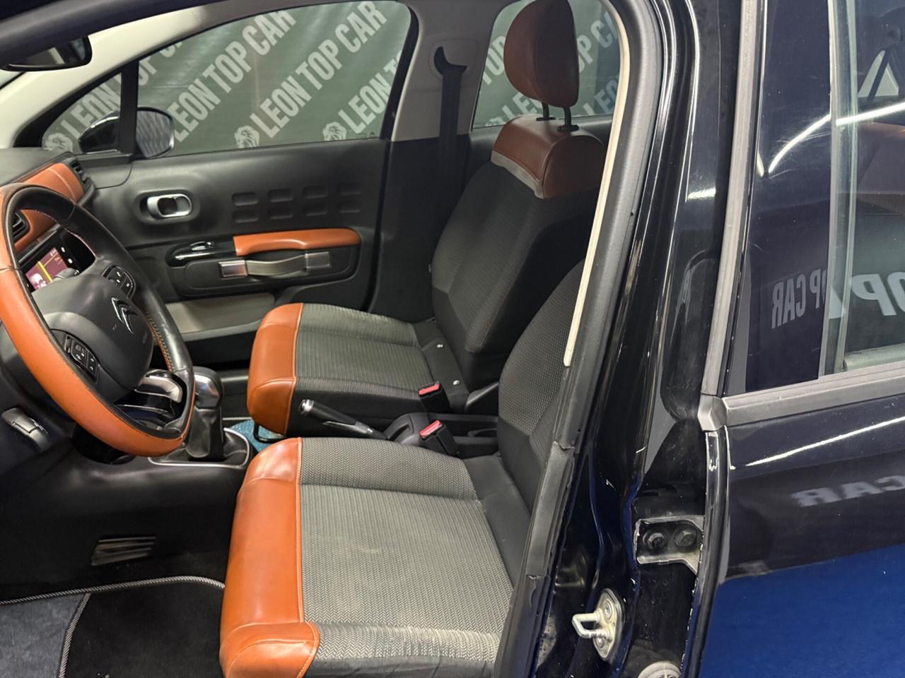 Citroen C3 PureTech 82 Shine misto pelle full