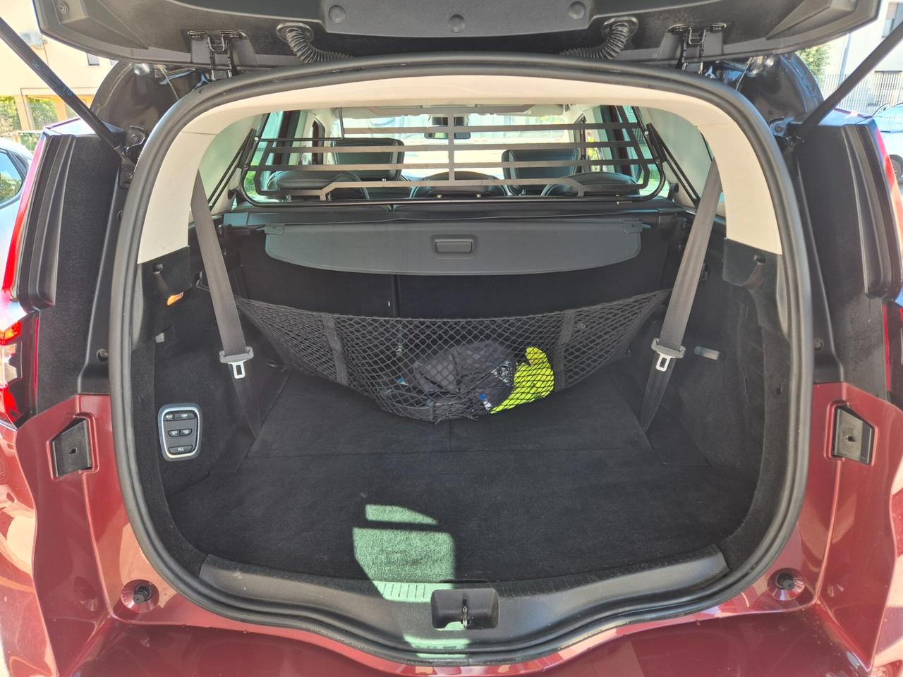 Renault Grand Scenic dCi 8V 110 CV Energy Zen BOSE