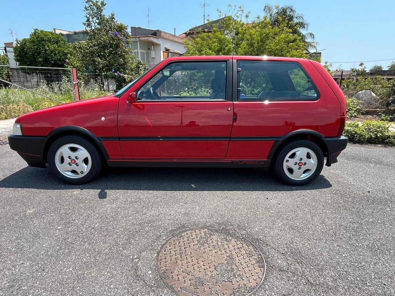 Fiat Uno turbo i.e. 3 porte Europa