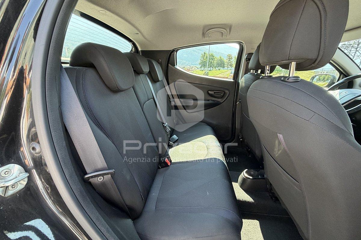 LANCIA Ypsilon 1.2 69 CV 5 porte S&S Gold