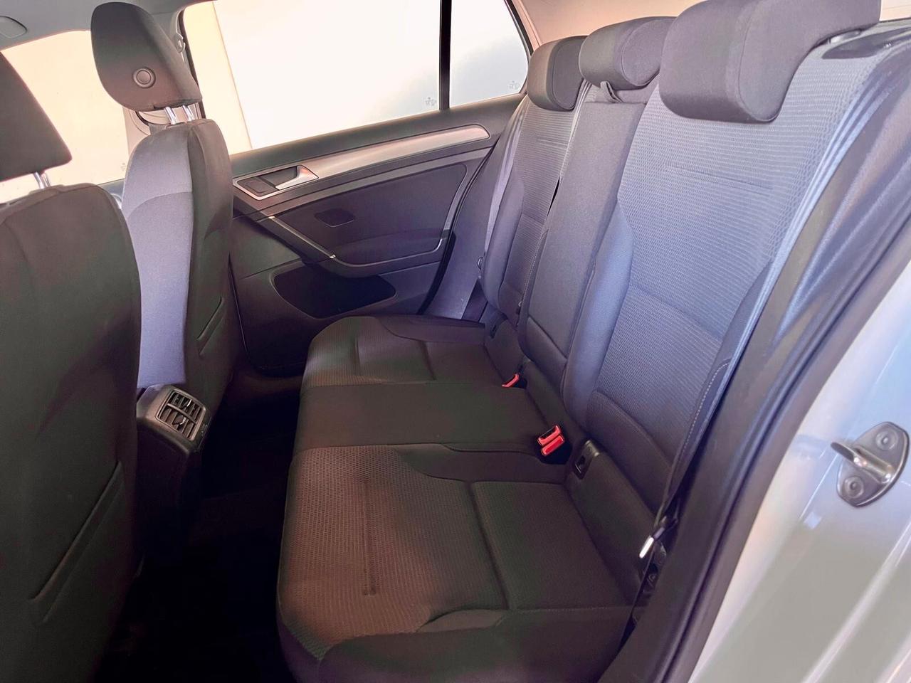 Volkswagen Golf Business 1.6 TDI 5p. 4MOTION Comfortline BlueMot. Tech.