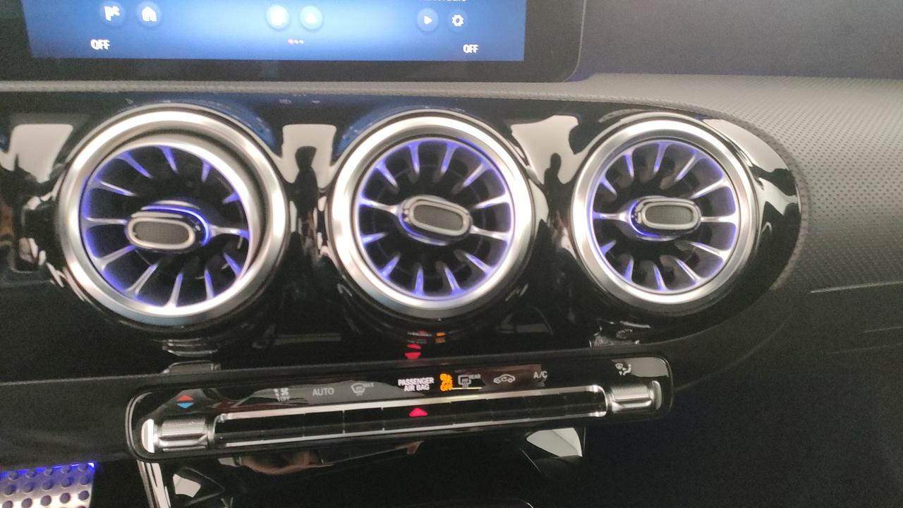 Mercedes-Benz A 200 d AMG Line Advanced Plus auto