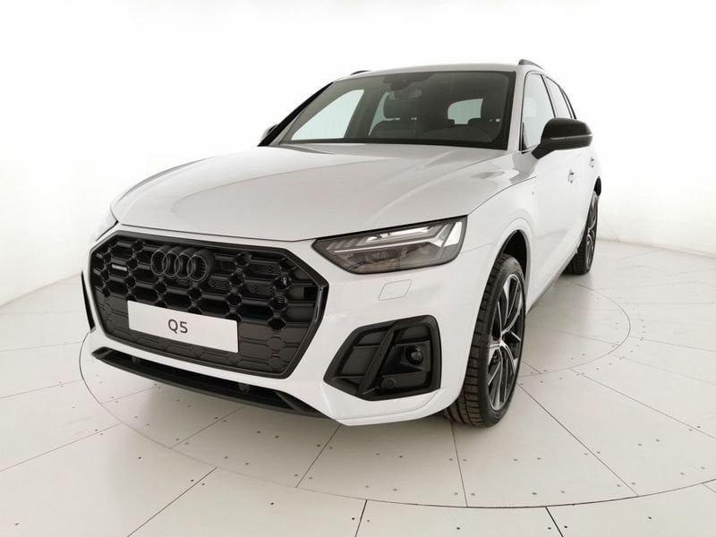 Audi Q5 50 2.0 tfsi e Identity Black quattro s-tronic