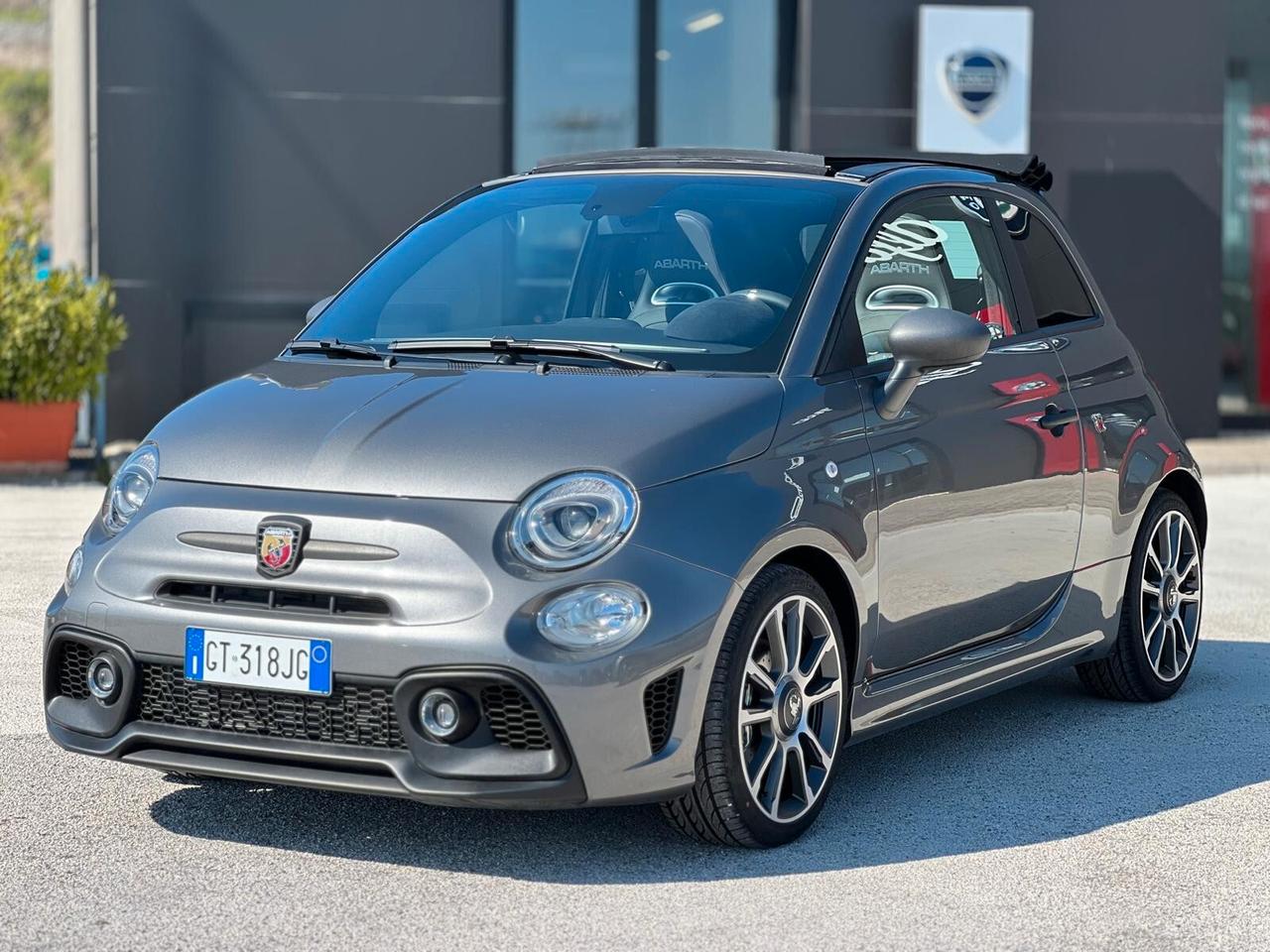 Abarth 595 C 1.4 Turbo T-Jet 165 CV