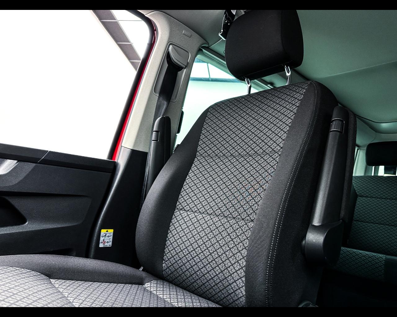 VOLKSWAGEN California 7ª '24-> - California 2.0 TDI 150 CV DSG Beach