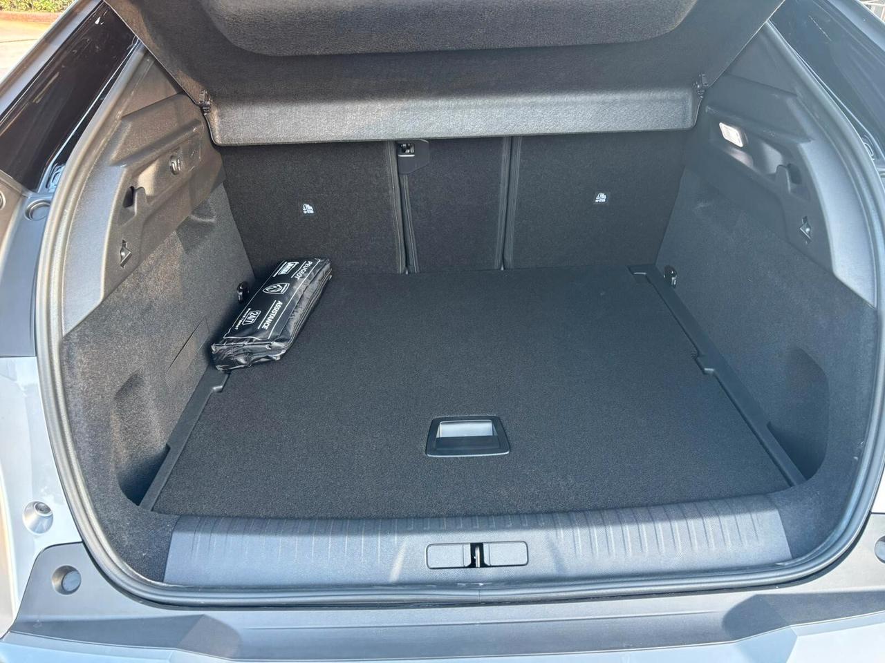 Peugeot 3008 Hybrid 136 e-DCS6 GT