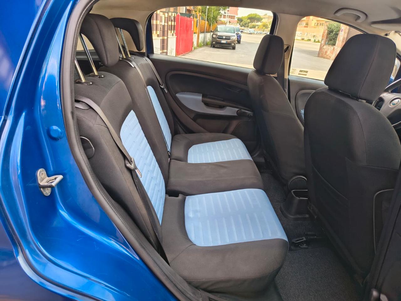 Fiat Grande Punto 1.3 MJT UNIPRO 75.000KM ORIGINALI
