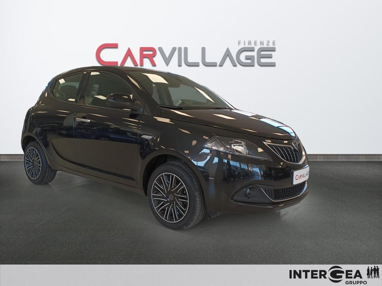 LANCIA Ypsilon 1.0 firefly hybrid Gold s&s 70cv 5p.ti