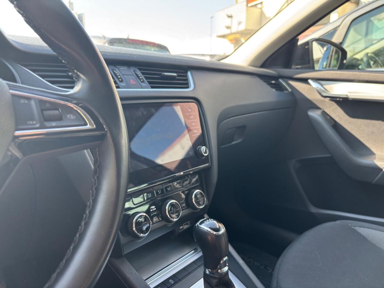 Skoda Octavia 1.6 Diesel Neopatentati Cambio Automatico