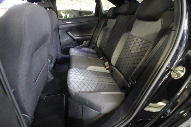 VOLKSWAGEN Taigo 1.0 TSI 115 CV R-Line