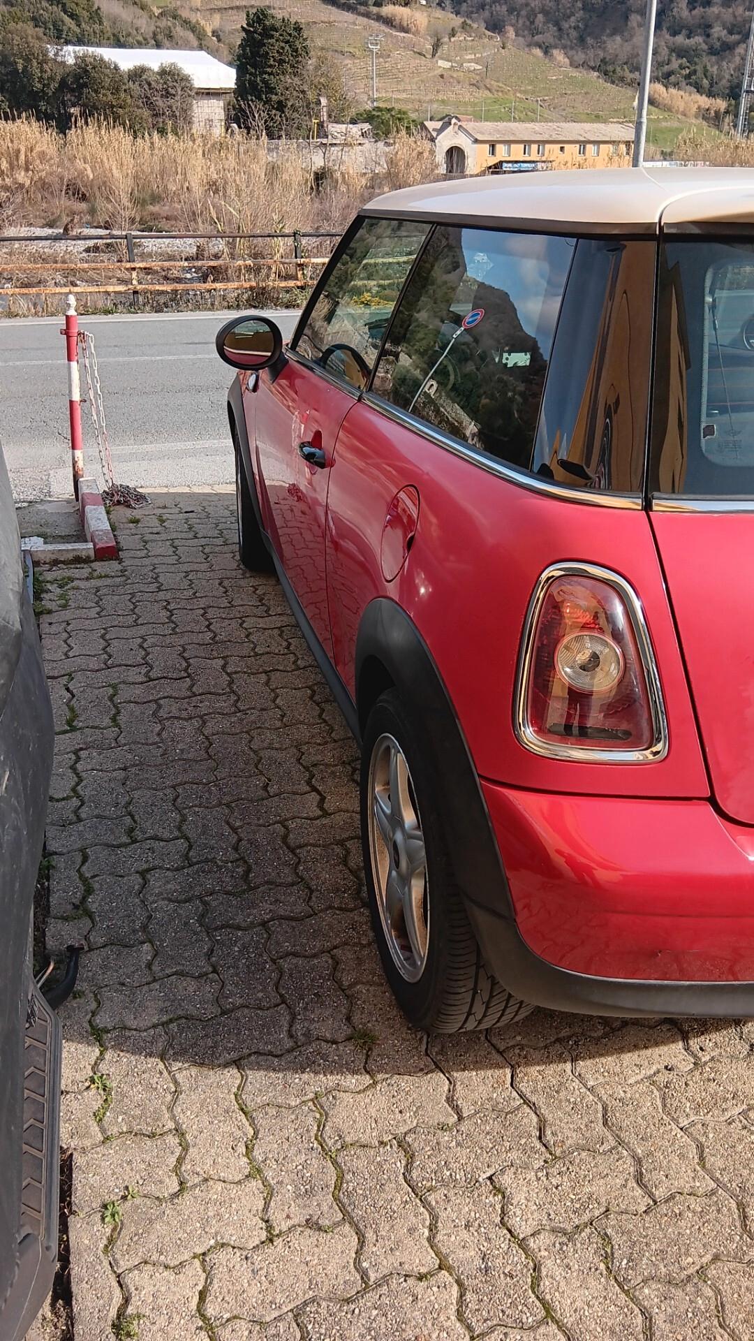 Mini 1.4 16V One Chili