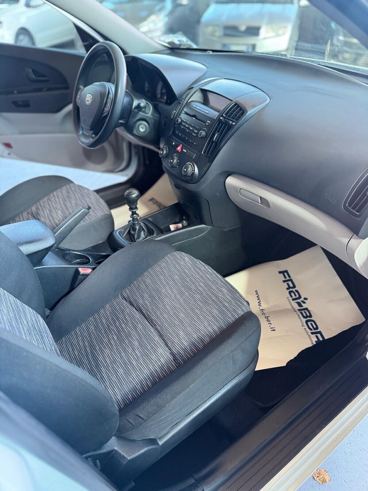 Kia Ceed cee'd Sp. Wag. 1.4 90CV EX Bi-Fuel