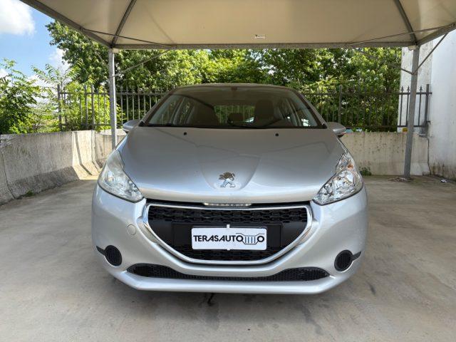 PEUGEOT 208 1.0 VTi 68 CV 5 porte OK NEOPATENTATI EURO 5B BENZ
