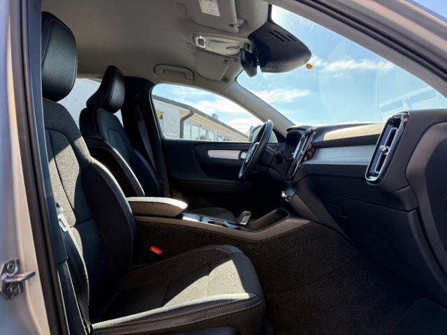 VOLVO XC40 D3 AWD Geartronic Momentum