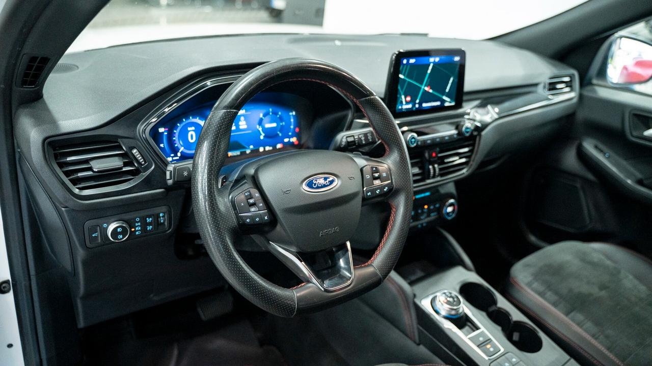 Ford Kuga 1.5 ECOBLUE ST-LINE X 120CV AUTO NAVI ED PELLE FULL OPTIONAL