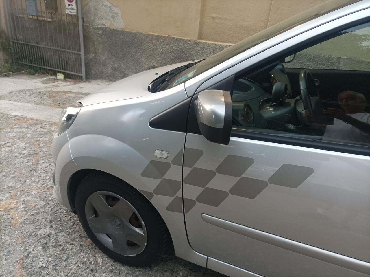 Renault Twingo BENZ/GPL 1.2 16V LEV Miss Sixty 2011
