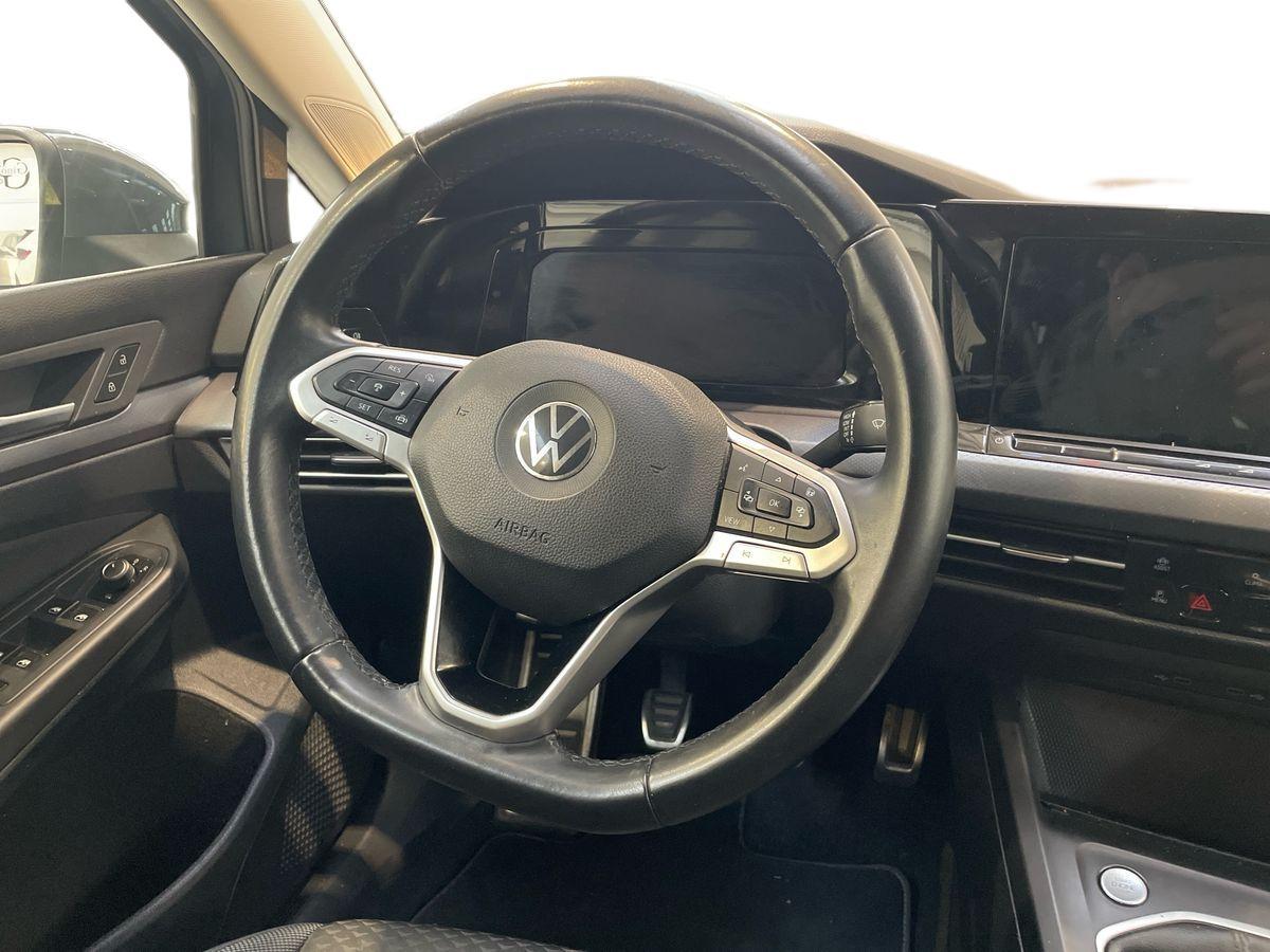 VOLKSWAGEN Golf VIII 2020 - Golf 1.0 tsi evo Life 110cv