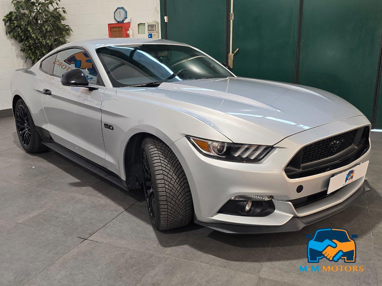 Ford Mustang Fastback 5.0 ti-vct V8 GT 421cv auto