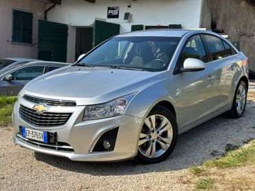 Chevrolet CRUZE 1.7 Diesel 5P LT KMCERT UNICOPR