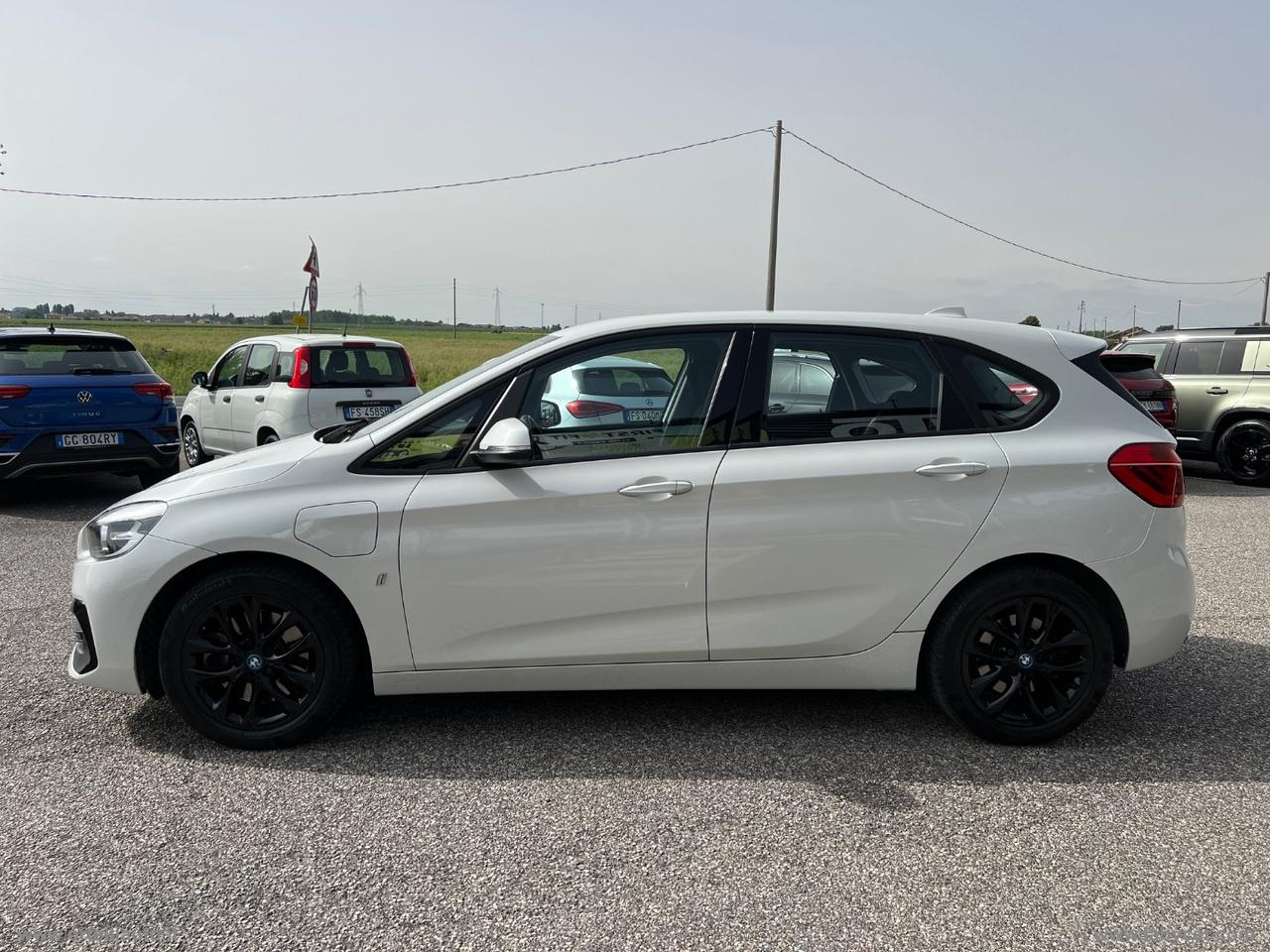 BMW 225xe Active Tourer iPerf.Advantage aut.