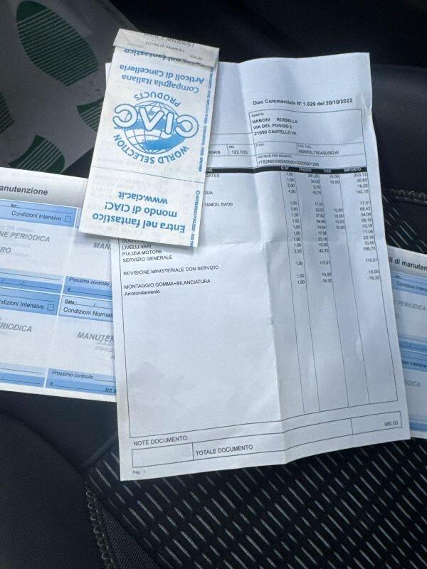 Peugeot 208 1.4 HDi 68 CV 3 porte Allure