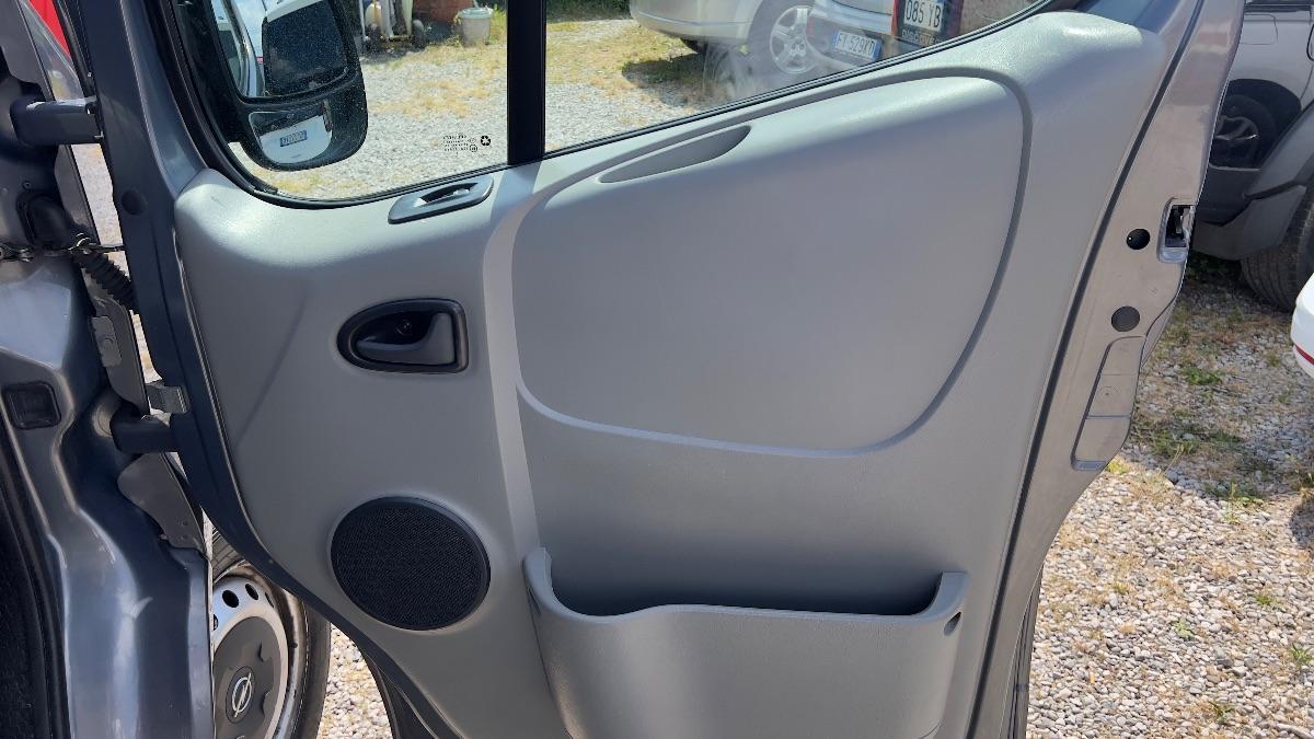 OPEL - Vivaro 2.0 cdti 9 POSTI