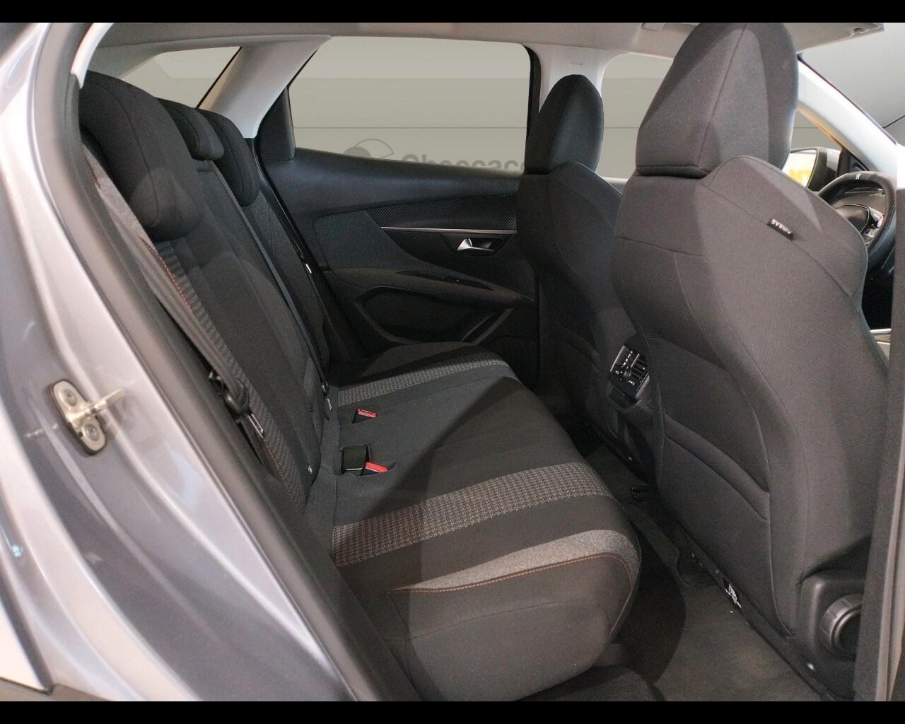 PEUGEOT 3008 2ª serie 3008 BlueHDi 130 S&S Bus...