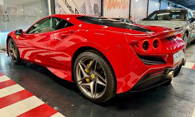 Ferrari F8 Tributo Iva Esposta