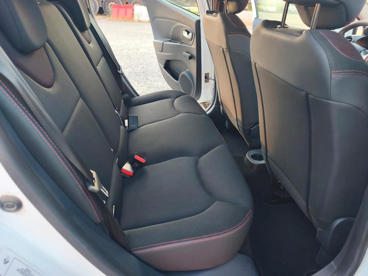 Renault Clio 2016----1.5 Diesel Neopatentati