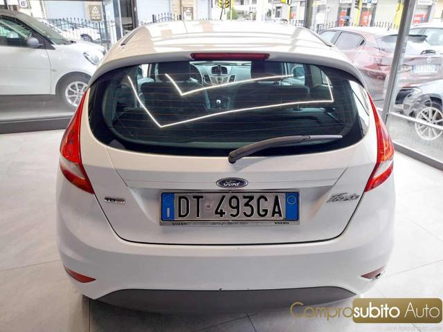 FORD Fiesta + 1.4 TDCi 68CV 3 porte