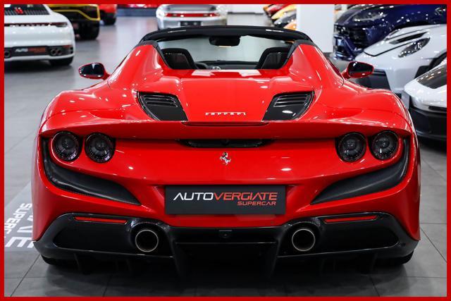 FERRARI F8 Spider|DISPLAY PASSEGGERO|FULL CARBON SPEC