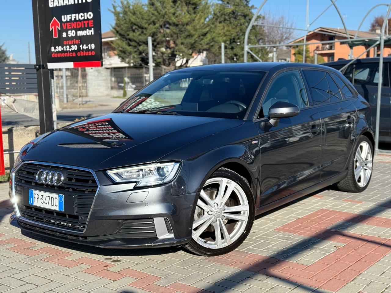 Audi A3 SPB 1.6 TDI 116 CV S-LINE -NAVI-