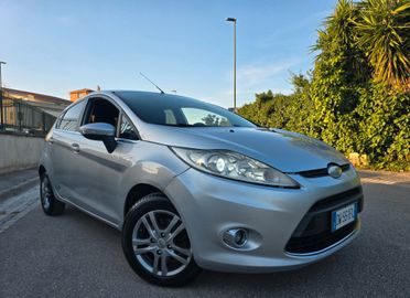 FORD FIESTA TITANIUM 1.4 DIESEL PERFETTA E FULL