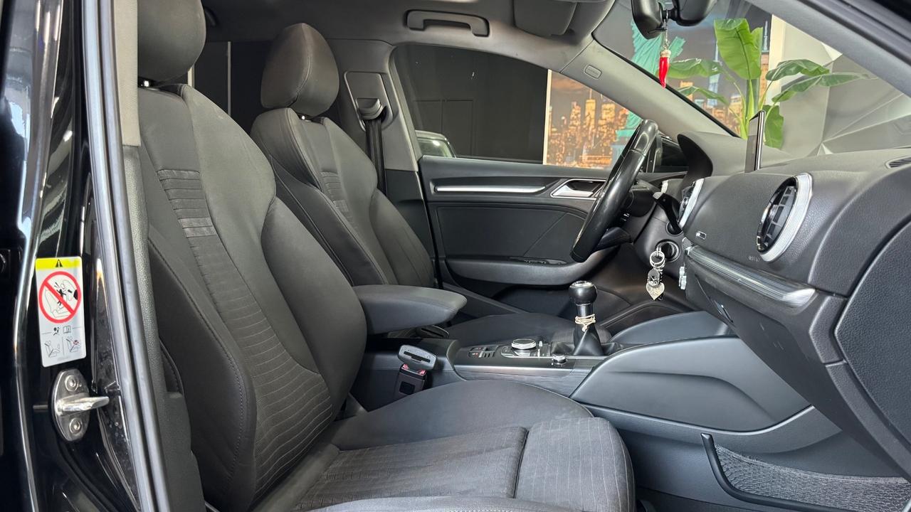 Audi A3 SPB 2.0 TDI S-Line Tetto Apribile-2018