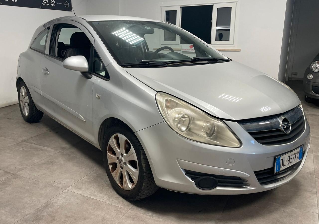 OPEL CORSA 1.2 - CONSUMA ACQUA