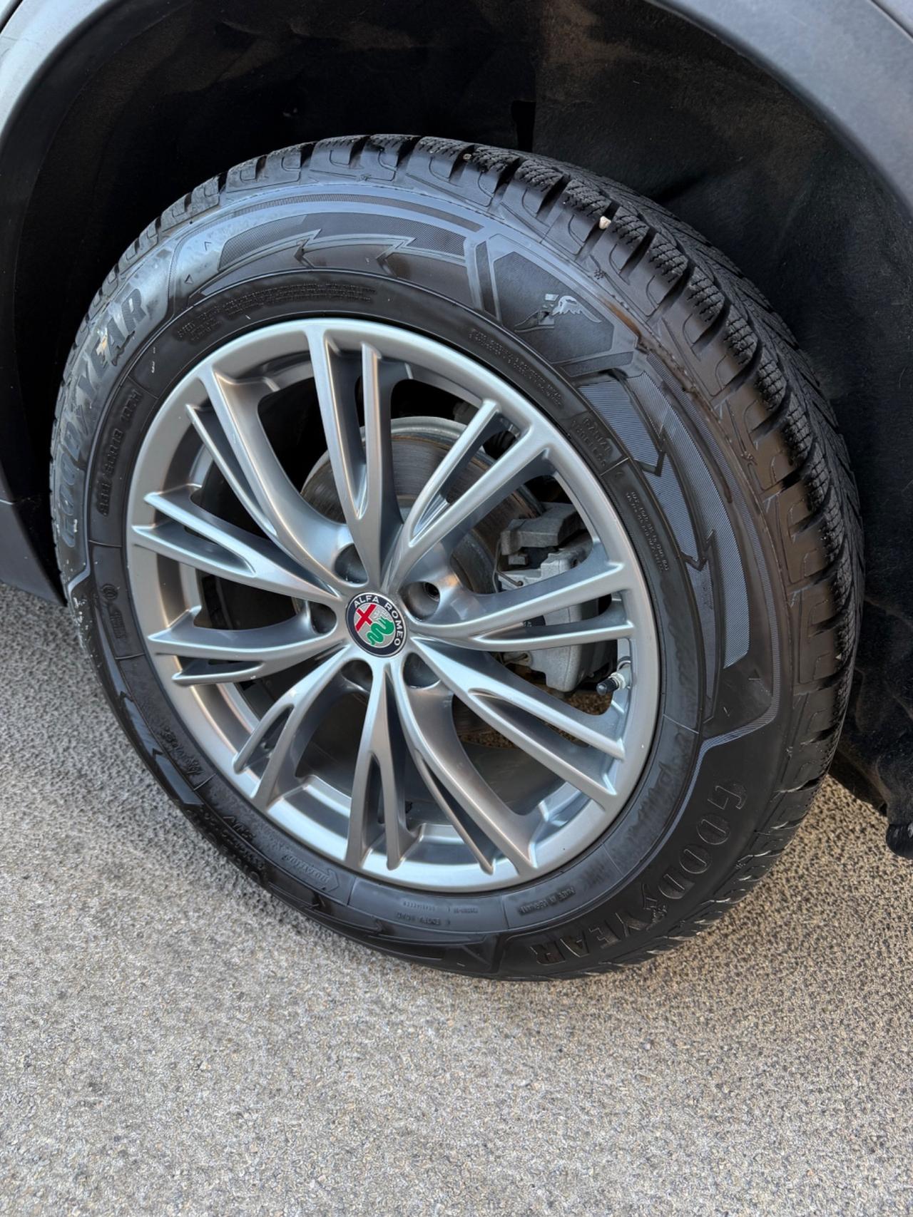 Alfa Romeo Stelvio 2.2 Turbodiesel 190 CV Q4 2022