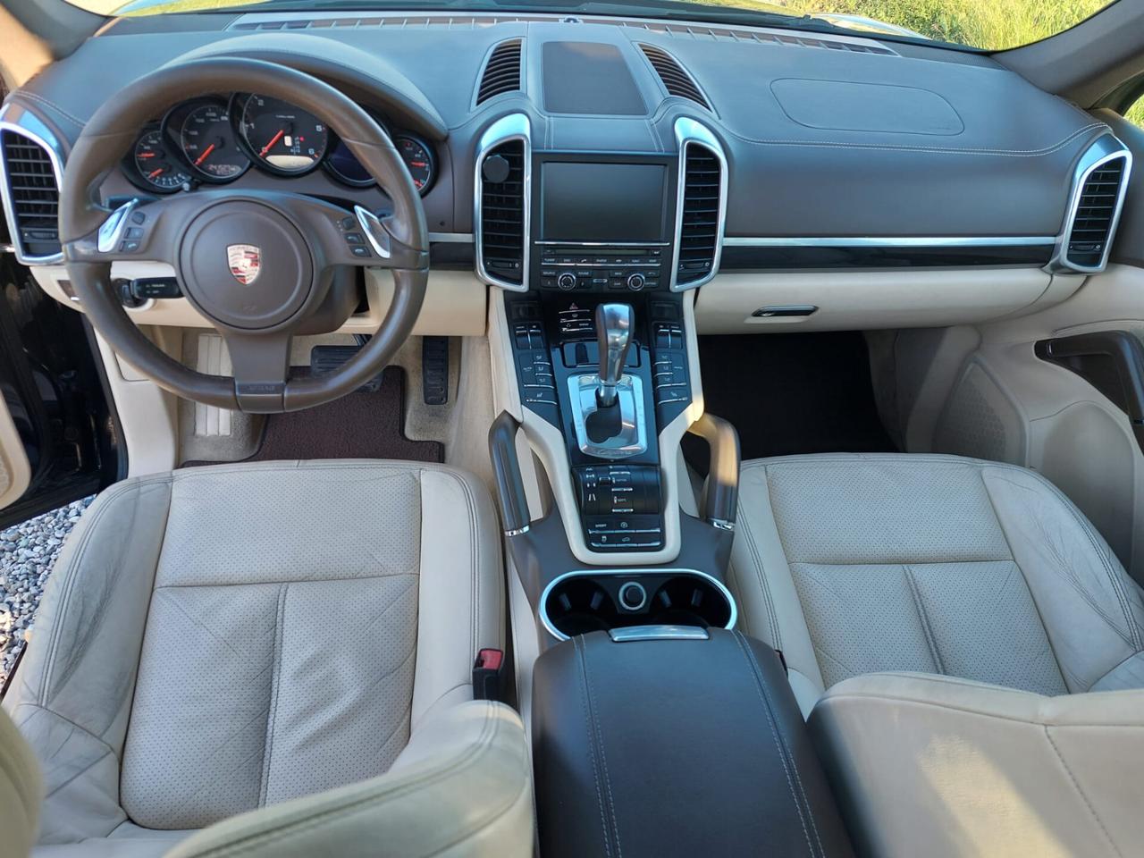 Porsche Cayenne 3.0 Diesel sport tetto apribile