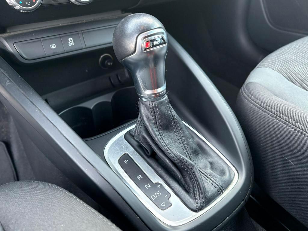 Audi A1 Sportback 1.4 tdi Sport 90 CV s-tronic ADATTA NEOPATENTATI