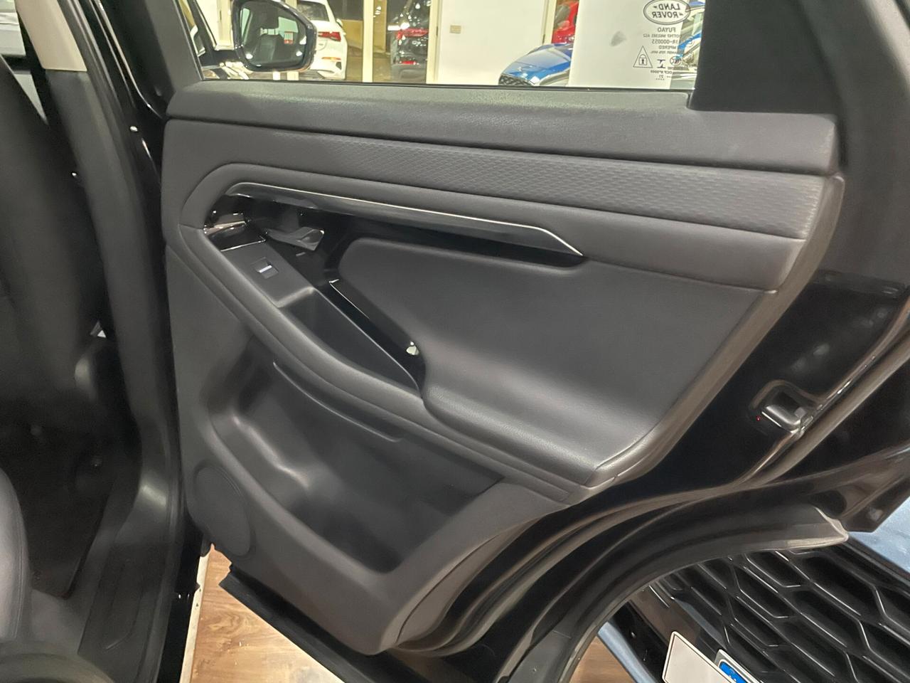 R.R. EVOQUE 2.0D 163CV MHEV HSE - AFFARI FINE ANNO