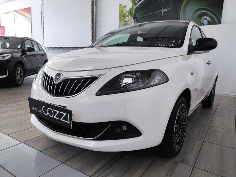 LANCIA Ypsilon 3ª serie - Ypsilon 1.0 FireFly 5 porte S&S Hybrid Gold