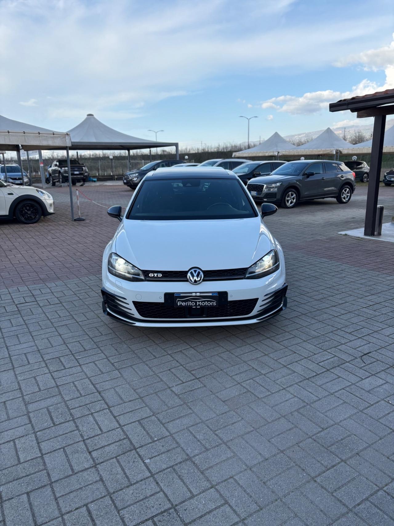 Volkswagen Golf GTD 2.0 TDI DSG 5p.