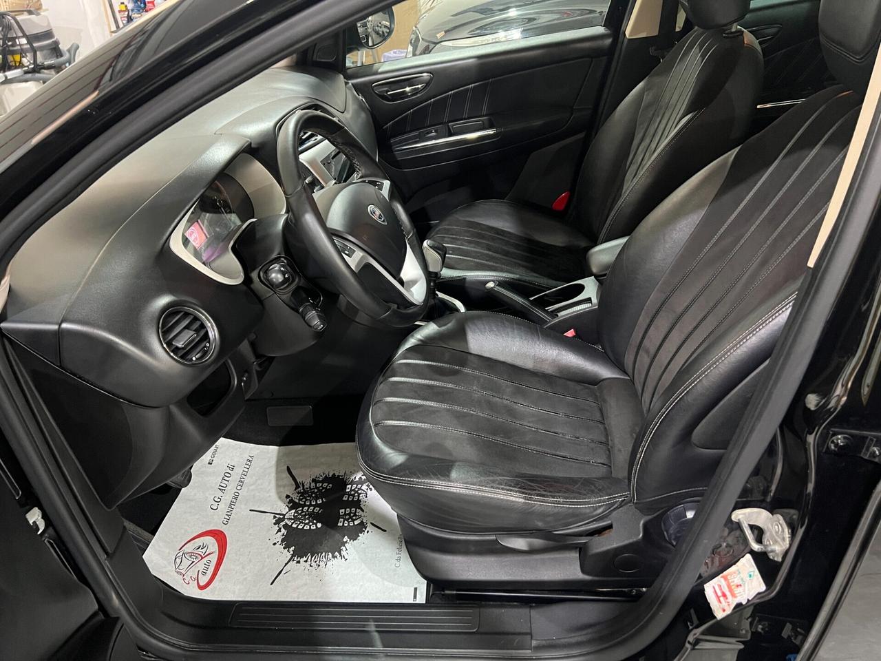 Lancia Delta 1.6 120 CV - PLATINO - 2011