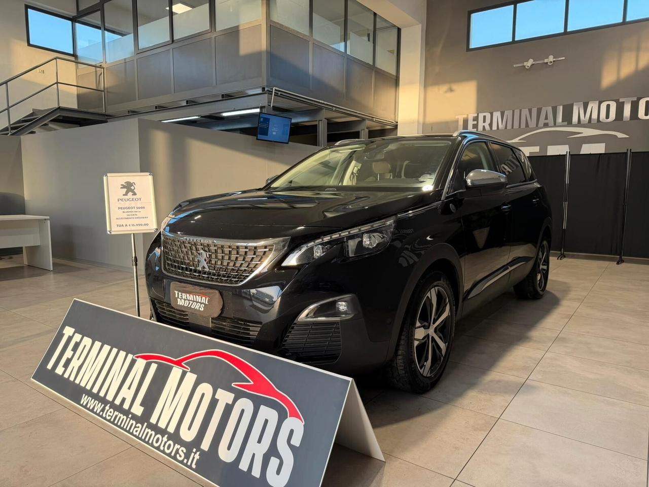 Peugeot 5008 BlueHDi 130 S&S EAT8 Crossway