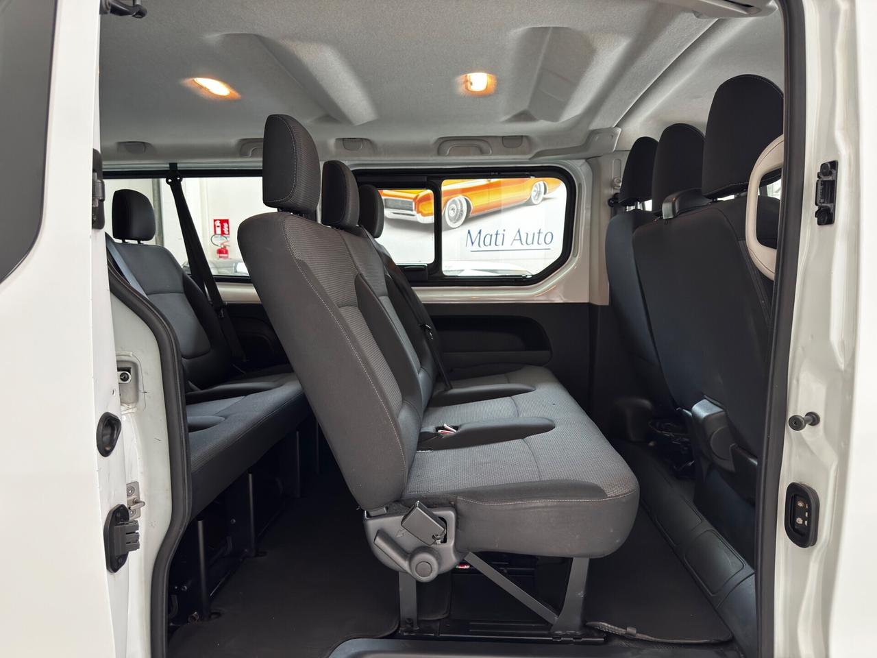 Renault Trafic T27 2.0 dCi 120CV PC-TN Zen N1