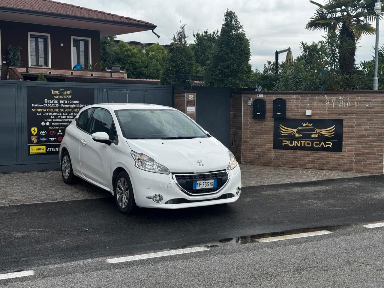 Peugeot 208 1.2 VTi 82 CV 3 porte Allure