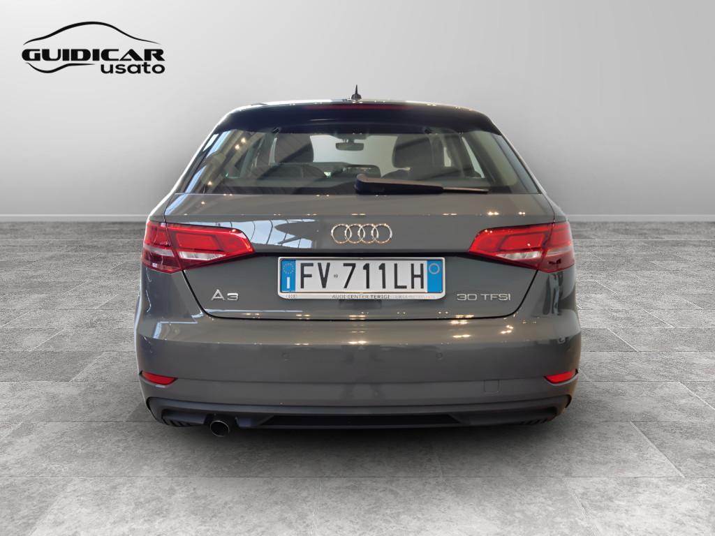 AUDI A3 III 2016 Sportback - A3 Sportback 30 1.0 tfsi Admired 116