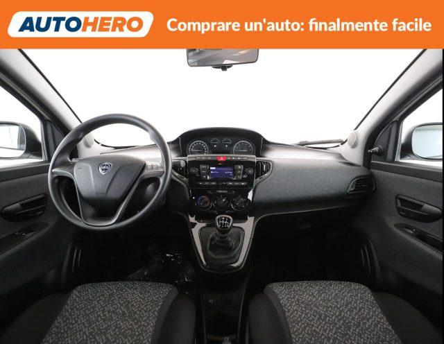 LANCIA Ypsilon 1.0 FireFly 5 porte S&S Hybrid Ecochic Silver