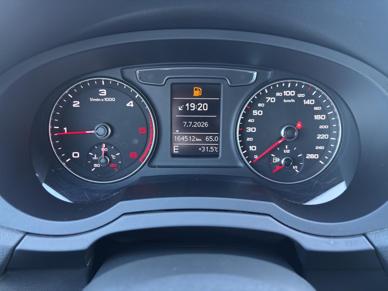 Audi Q3 2.0 TDI 120 CV Business