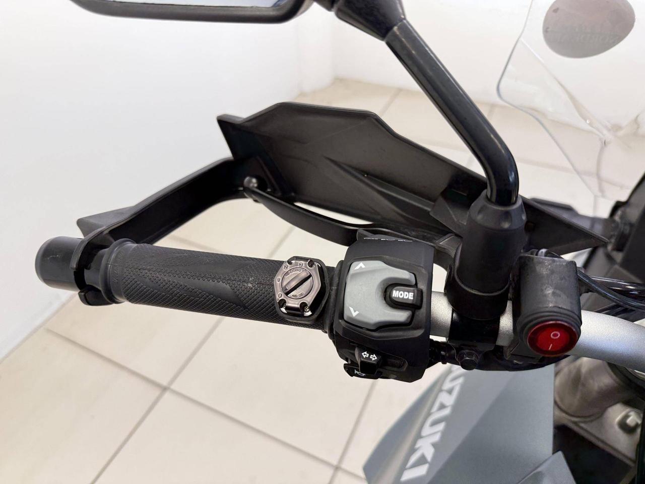 Suzuki V-Strom 800 E