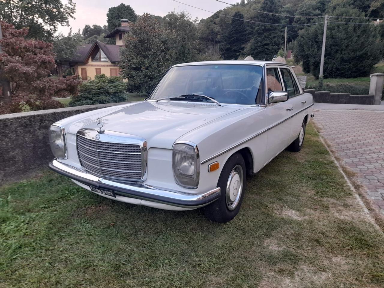 Mercedes-benz 200 diesel 61 cv